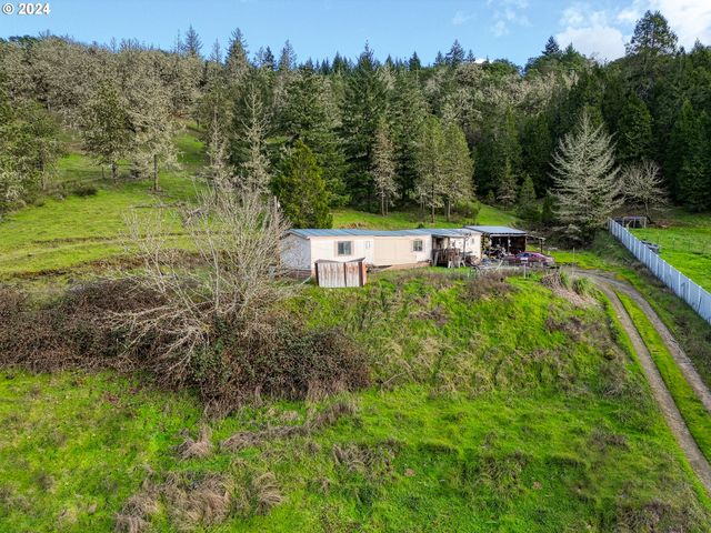 4079 Green Valley Rd, Oakland, OR 97462