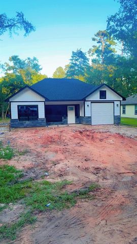 3507 Sam Houston Rd, Willis, TX 77378