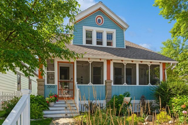 3203 South Delaware AVENUE, Milwaukee, WI 53207