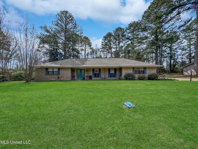 310 Polly Ave, Mendenhall, MS 39114