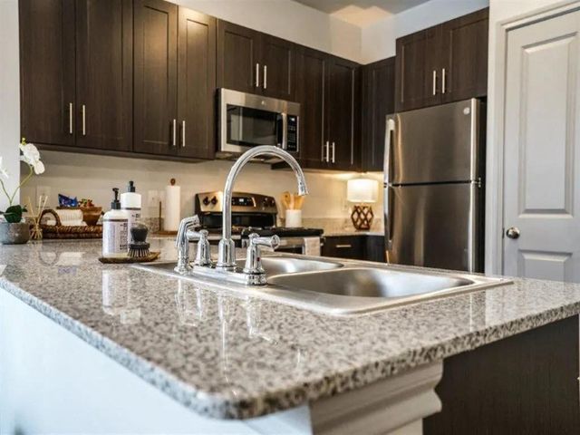 950 FM 2001 #1225, Buda, TX 78610