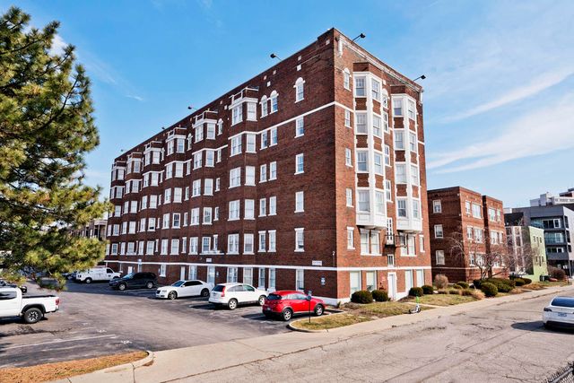 230 E  9th St #503, Indianapolis, IN 46204