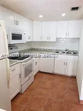 20 NW 87th Ave #A214, Miami, FL 33172