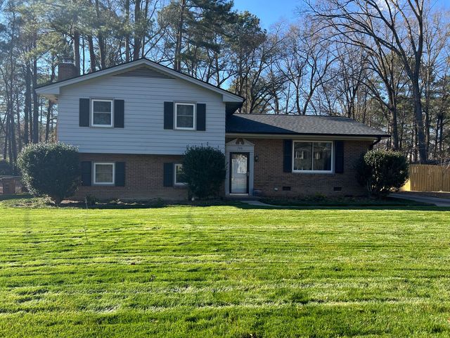 708 Austin Ave, Cary, NC 27511