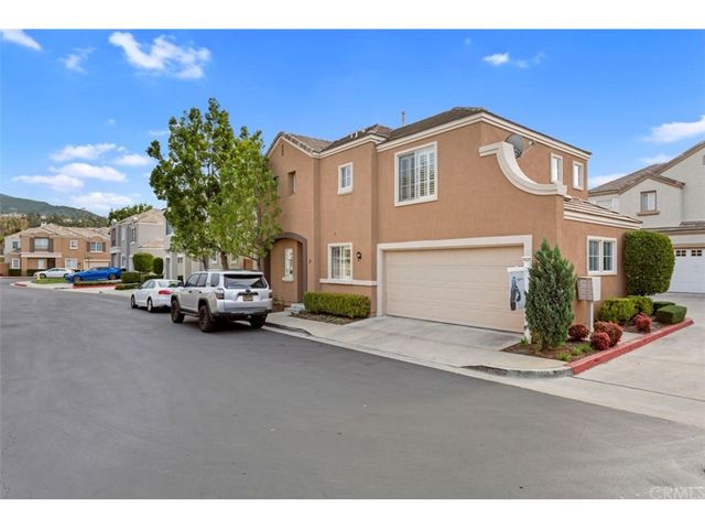 11 Rue Fontaine, Foothill Ranch, CA 92610