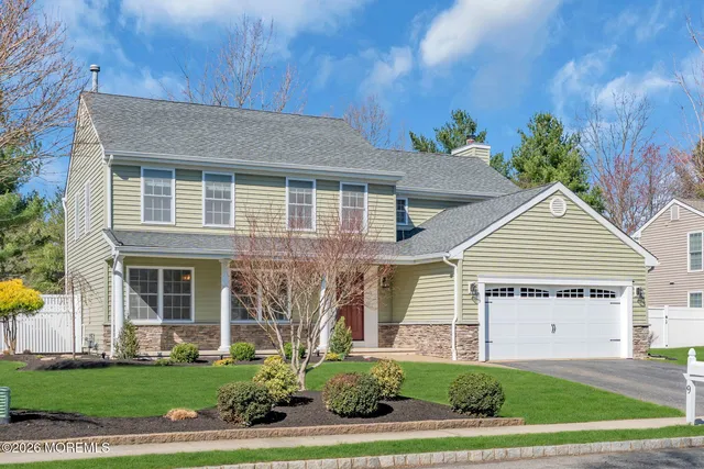 9 Neville Drive, Lincroft, NJ 07738