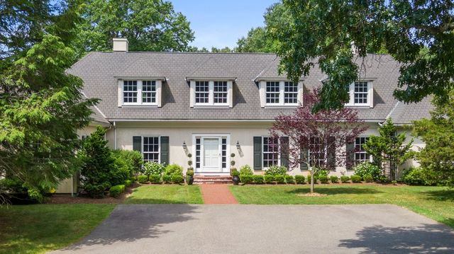 1 Rocky Ridge Rd, Dedham, MA 02026