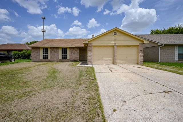 2667 Grand Canyon Dr, Houston, TX 77067