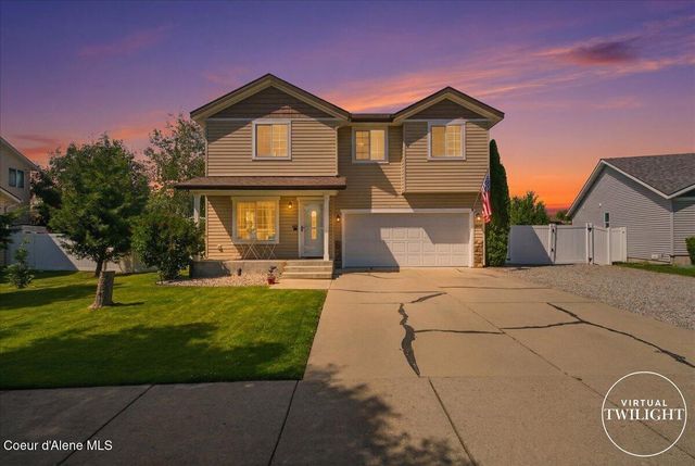 1879 E  Warbler Ln, Post Falls, ID 83854