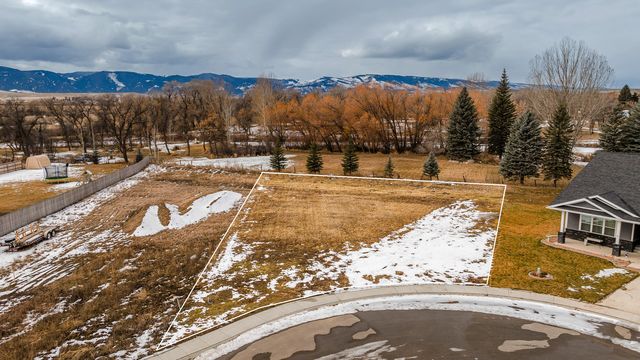 572 Riverstone Dr, Ranchester, WY 82839
