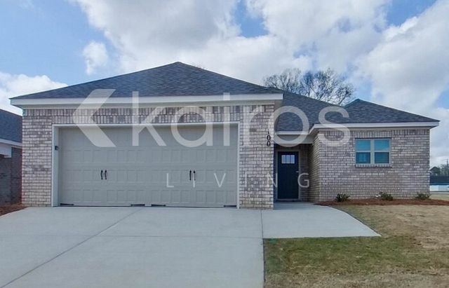 100 Denise Dr, Prattville, AL 36066