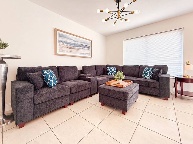 3672 NW 18th Ave #ID1258728P, Fort Lauderdale, FL 33309