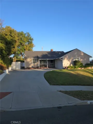 806 Stanford Rd, Burbank, CA 91504