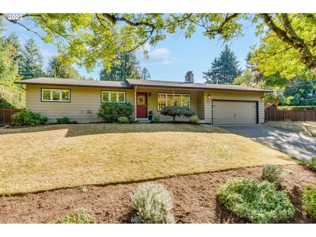 8344 SW 42nd Ave, Portland, OR 97219