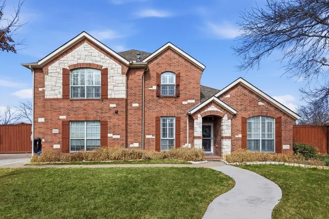 3825 Island Ct, Carrollton, TX 75007