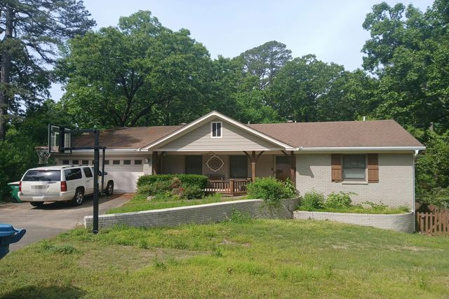 4 Evergreen Ct, Little Rock, AR 72227