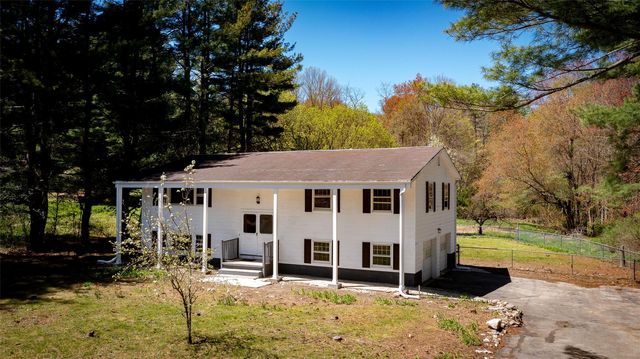179 Horseshoe Road, Millbrook, NY 12545