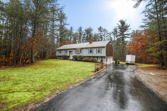 49 Howland Rd, Lakeville, MA 02347