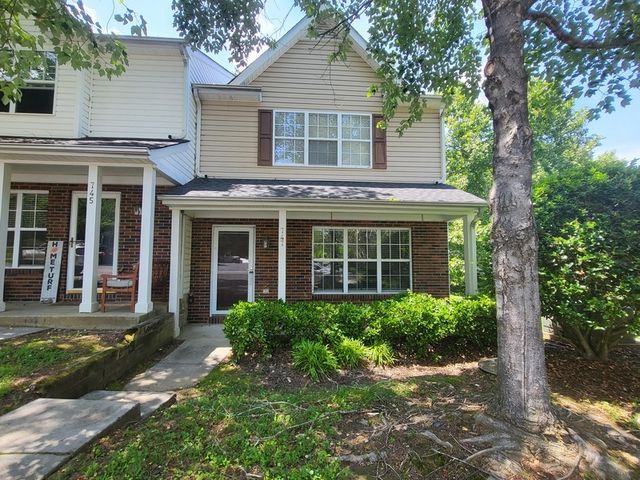 747 Mountainwater Dr, Charlotte, NC 28262