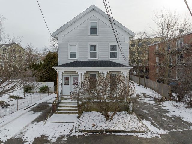 47-49 Pond St, Quincy, MA 02169