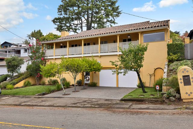 6340 Chelton Dr, Oakland, CA 94611