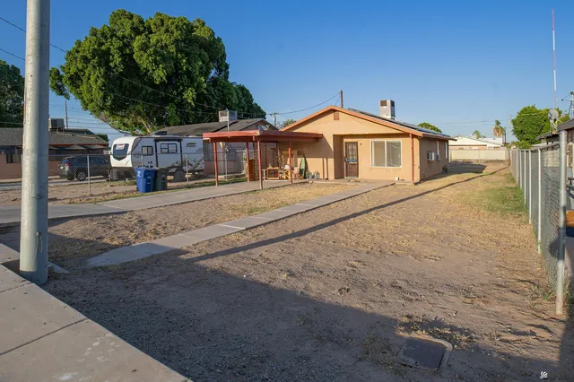 145 S  22nd Ave, Yuma, AZ 85364