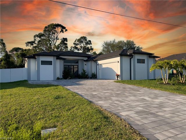 302 NW 1st St, Cape Coral, FL 33993