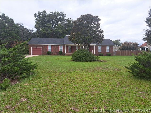 3521 Sids Mill Rd, Fayetteville, NC 28312