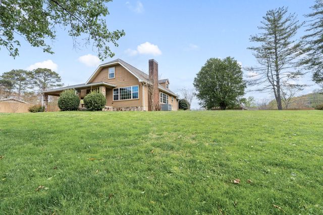 2389 Timber Trace Cir NW, Cleveland, TN 37311