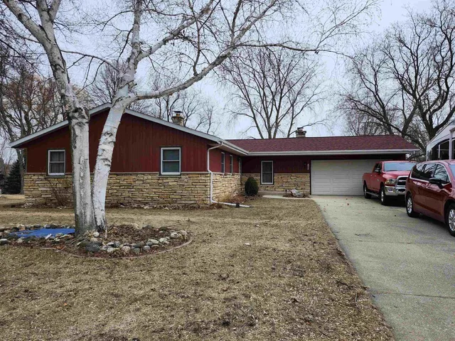 1205 Sand STREET, Watertown, WI 53098
