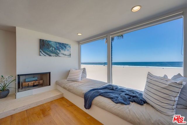 6 Northstar St #303, Marina Del Rey, CA 90292