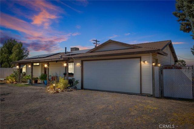 15436 Greenwood St, Hesperia, CA 92345