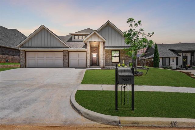 9028 NW 146th St, Yukon, OK 73099