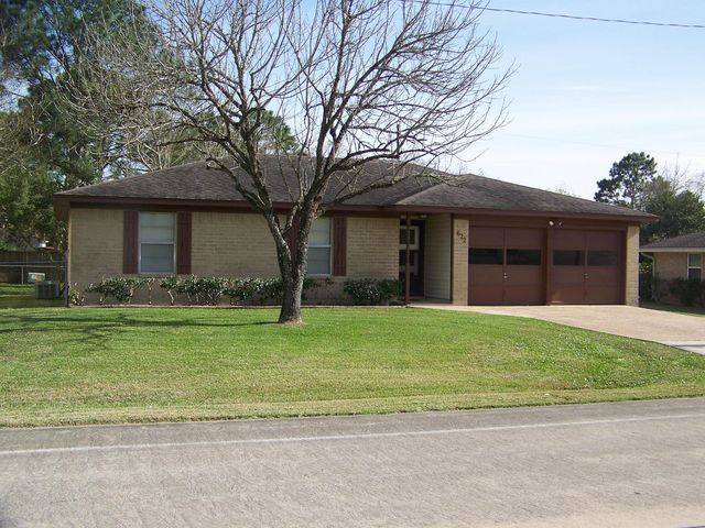 622 Bel Rd, Kemah, TX 77565