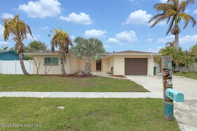 815 1st St, Merritt Island, FL 32953