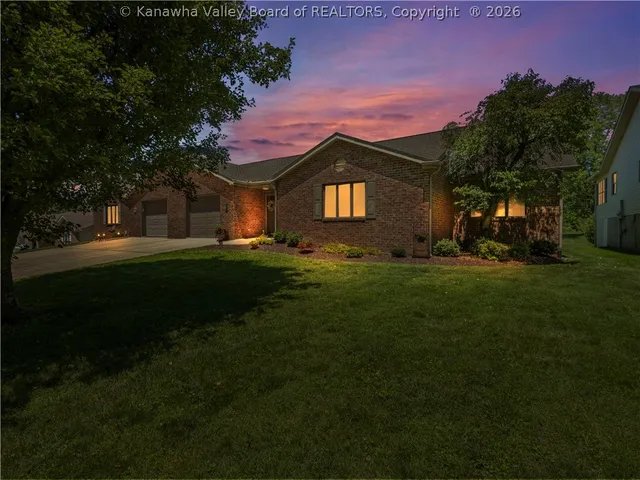 130 Fountain Way, Scott Depot, WV 25560