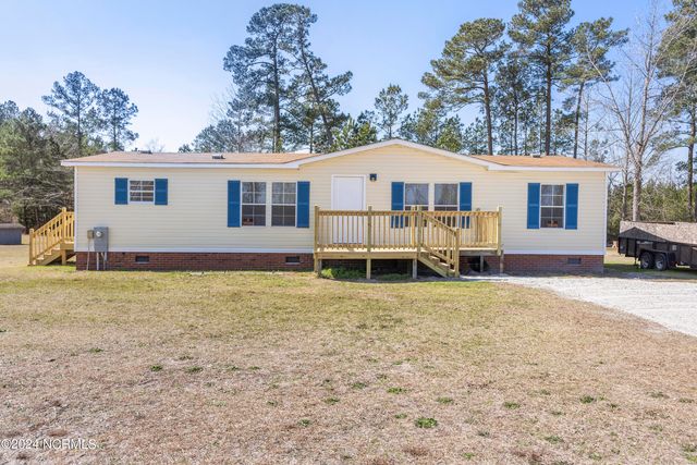 5032 Goose Neck Rd, Riegelwood, NC 28456