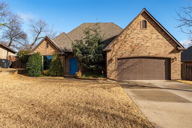 236 Asher Ct, Moore, OK 73160
