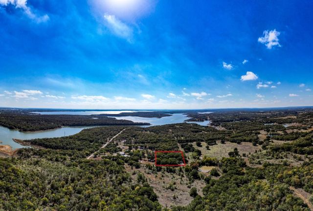 882 County Road 1743, Chico, TX 76431