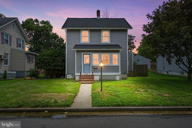 289 E St, Penns Grove, NJ 08069
