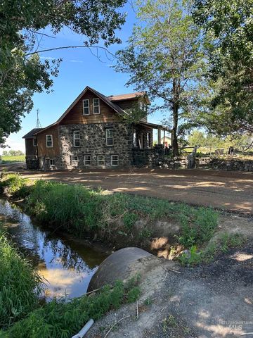 375 West Rd, Jerome, ID 83338
