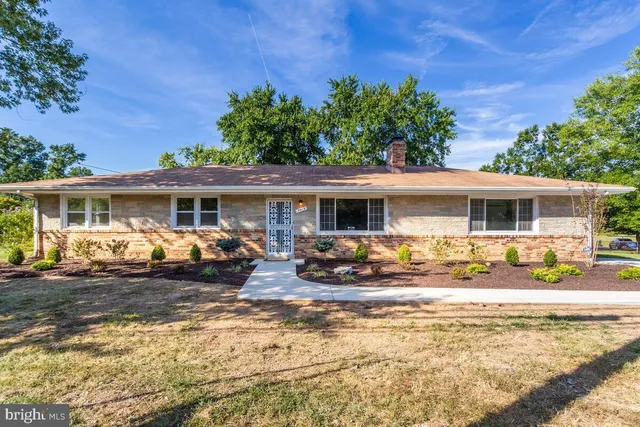 5515 Temple Hill Rd, Temple Hills, MD 20748