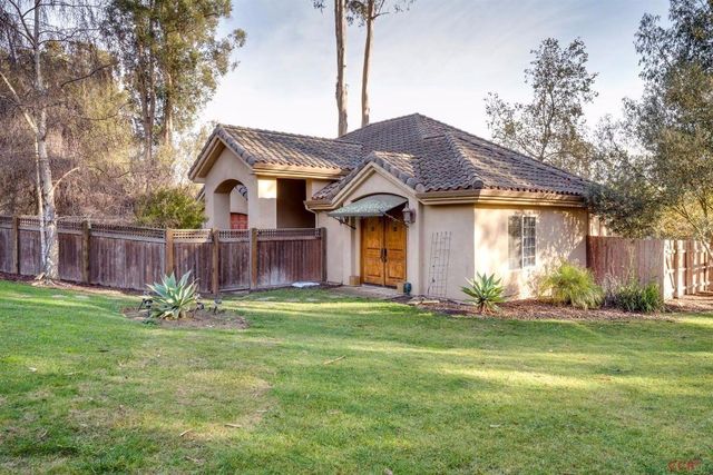 2041 Idyllwild Pl, Arroyo Grande, CA 93420