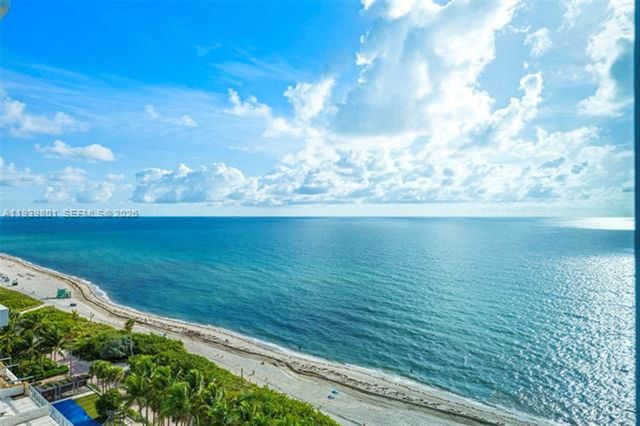 6801 Collins Ave #CU-1409, Miami Beach, FL 33141