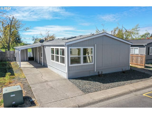 700 N  Mill St #51, Creswell, OR 97426