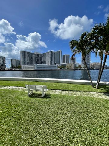200 Leslie Dr #427, Hallandale, FL 33009