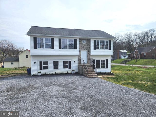100 Rugby St, Front Royal, VA 22630