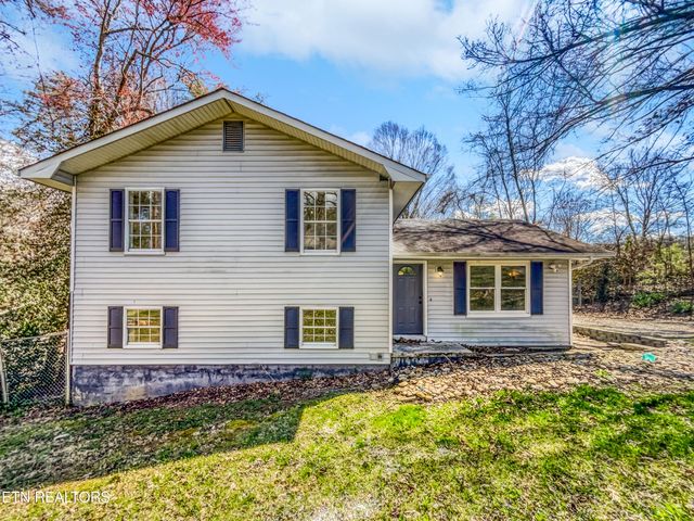 814 Oliver Rd, Knoxville, TN 37920