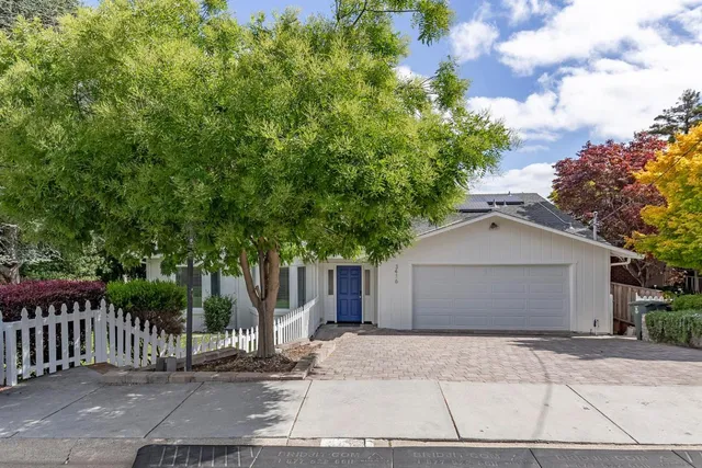 3416 Plateau Dr, Belmont, CA 94002