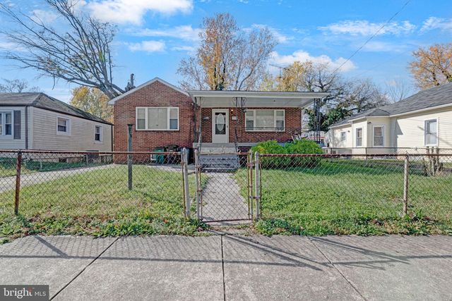 518 68th Pl, Capitol Heights, MD 20743